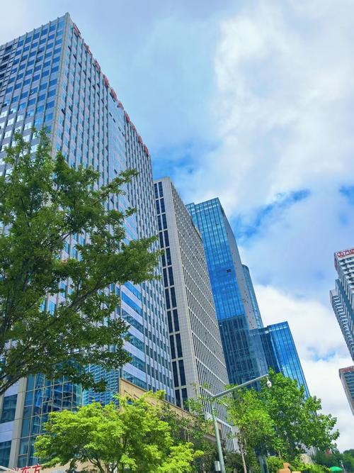 公司的主要经营范围:国内劳务派遣;劳动事务代理;人力资源管理信息